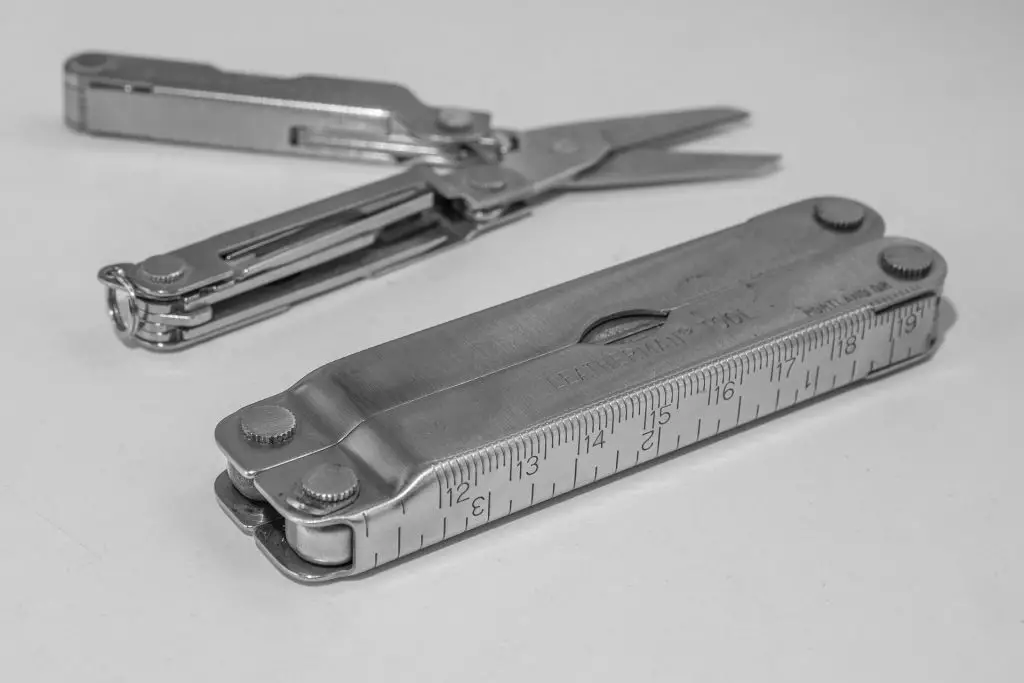 Leatherman Super Tool 300 Review