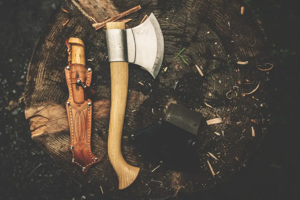 CRKT Chogan T Hawk Tomahawk River Knife Tool Review